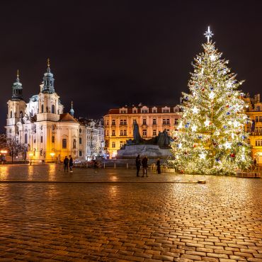 Book a flight to Prague through easy booking options