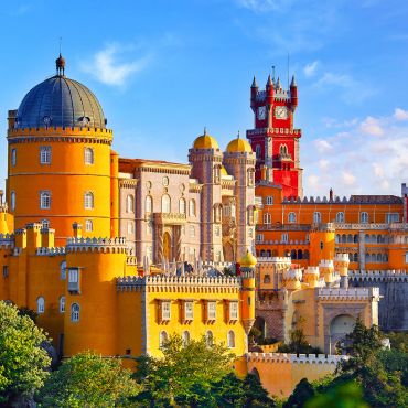 Book a flight to Lisbon with a fast and straightforward process